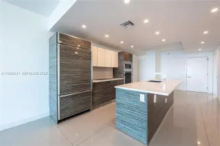 Propiedad en alquiler con 2 habitaciones y 2 baños en Miami