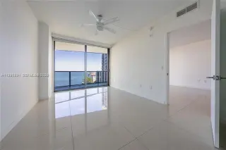 Propiedad en alquiler con 2 habitaciones y 2 baños en Miami