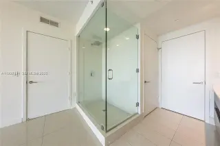 Propiedad en alquiler con 2 habitaciones y 2 baños en Miami
