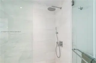 Propiedad en alquiler con 1 dormitorio y 1 baño en Miami