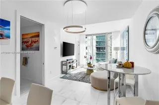 Propiedad en alquiler con 1 dormitorio y 1 baño en Miami