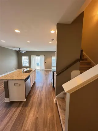 Propiedad en alquiler con 3 habitaciones y 2.5 baños en Richmond Hill