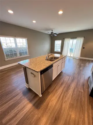 Propiedad en alquiler con 3 habitaciones y 2.5 baños en Richmond Hill