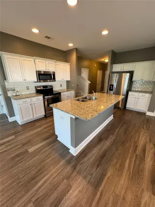 Propiedad en alquiler con 3 habitaciones y 2.5 baños en Richmond Hill