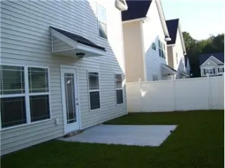 Propiedad en alquiler con 4 habitaciones y 2.5 baños en Richmond Hill