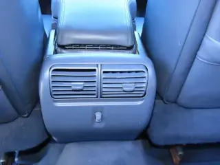 Lincoln Town Car 2000 Signature 4dr Sedan