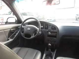2005 Hyundai Elantra GLS
