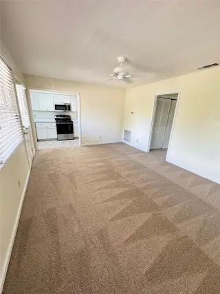 Propiedad en alquiler con 2 habitaciones y 1 baño en Savannah