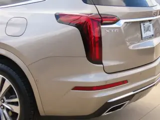 Cadillac XT6 2022 Premium Luxury 4dr SUV