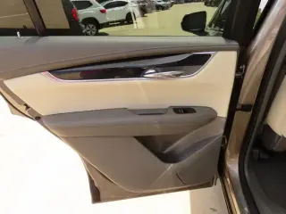 Cadillac XT6 2022 Premium Luxury 4dr SUV