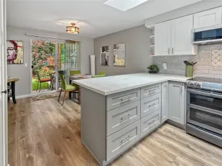 Propiedad en alquiler con 2 habitaciones y 1.5 baños en Kirkland