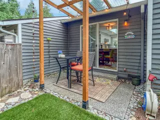 Propiedad en alquiler con 2 habitaciones y 1.5 baños en Kirkland