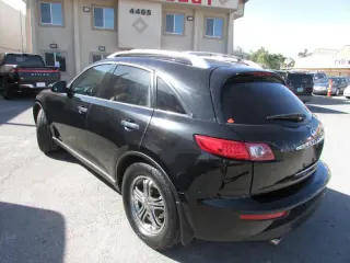 2004 Infiniti FX35