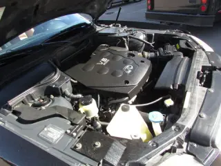 2004 Infiniti FX35