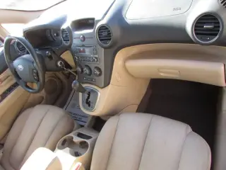 2007 Kia Rondo LX