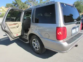 2000 Lincoln Navigator