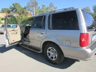 2000 Lincoln Navigator