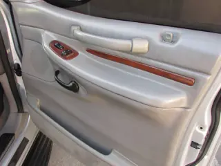 2000 Lincoln Navigator