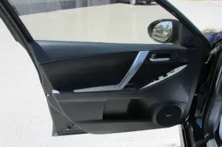 2011 Mazda MAZDA3 s Grand Touring