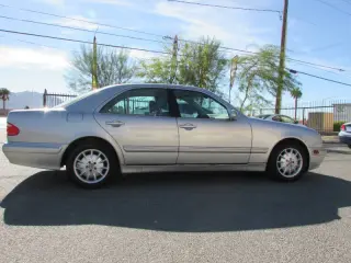 2001 Mercedes-Benz E-Class E 320