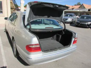 2001 Mercedes-Benz E-Class E 320
