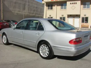 2001 Mercedes-Benz E-Class E 320