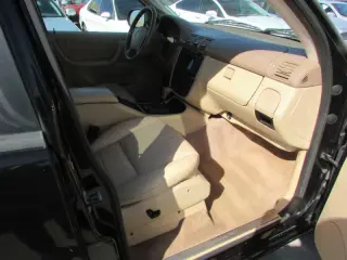 2000 Mercedes-Benz M-Class ML 320