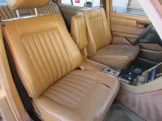 1984 Mercedes-Benz 300-Class 300 SD