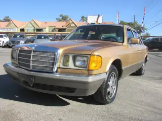 1984 Mercedes-Benz 300-Class 300 SD