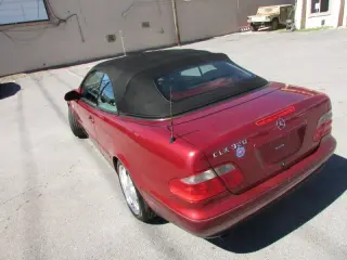 1999 Mercedes-Benz CLK CLK 320