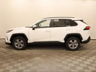 Toyota RAV4 2025 XLE 4dr SUV