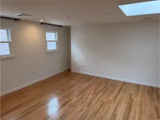 Propiedad en alquiler con 4 habitaciones y 2 baños en Medford