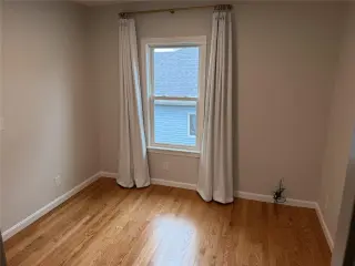 Propiedad en alquiler con 4 habitaciones y 2 baños en Medford