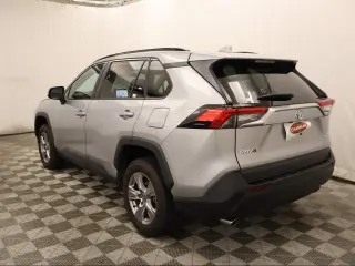 Toyota RAV4 2024 XLE 4dr SUV