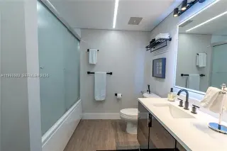 Propiedad en alquiler con 1 dormitorio y 1 baño en Aventura