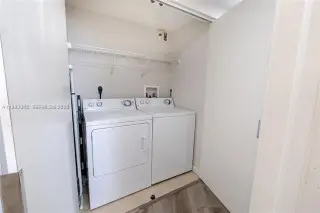 Propiedad en alquiler con 1 dormitorio y 1 baño en Aventura