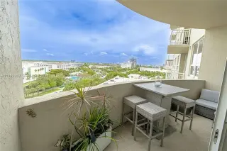 Propiedad en alquiler con 1 dormitorio y 1 baño en Aventura