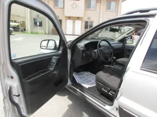 2004 Jeep Grand Cherokee Special Edition