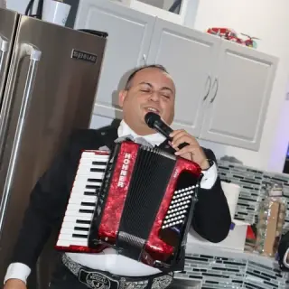 MARIACHI CHAPALA EL MEJOR