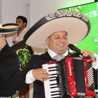 MARIACHI CHAPALA EL MEJOR