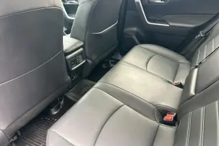 Toyota RAV4 2024 XLE Premium 4dr SUV