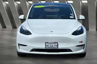 Tesla Model Y 2023 AWD Performance 4dr Crossover