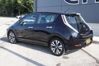 2017 Nissan LEAF SL