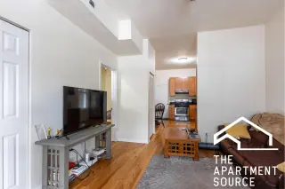 Propiedad en alquiler con 11 habitaciones y 1 baño en Chicago