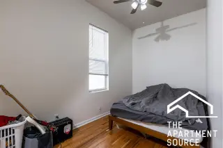 Propiedad en alquiler con 11 habitaciones y 1 baño en Chicago