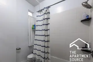Propiedad en alquiler con 11 habitaciones y 1 baño en Chicago