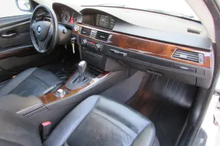 2012 BMW 3 Series 328i