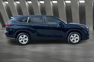 Toyota Highlander 2023 LE 4dr SUV