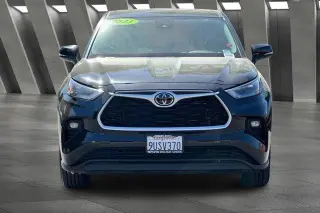 Toyota Highlander 2023 LE 4dr SUV