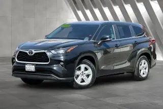 Toyota Highlander 2023 LE 4dr SUV